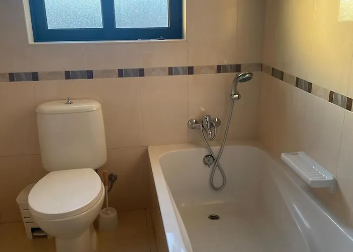 Apartman Bright & Airy 3 Bedroom Naxxar