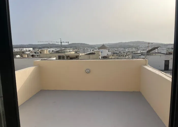 Apartman Bright & Airy 3 Bedroom Naxxar